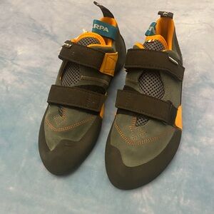 SCARPA FORCE V Climbing shoes sz 10.5 Men’s